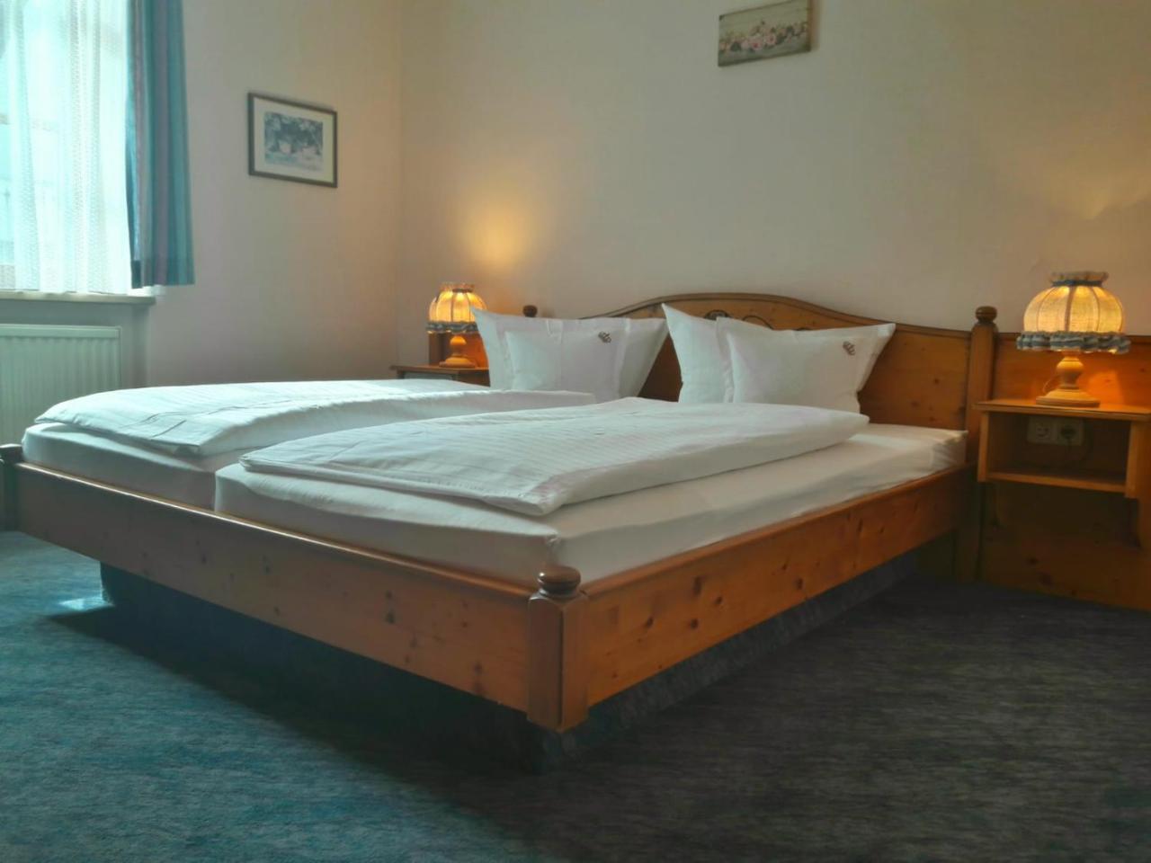 Hotel Zur Krone Bad Brückenau Dış mekan fotoğraf